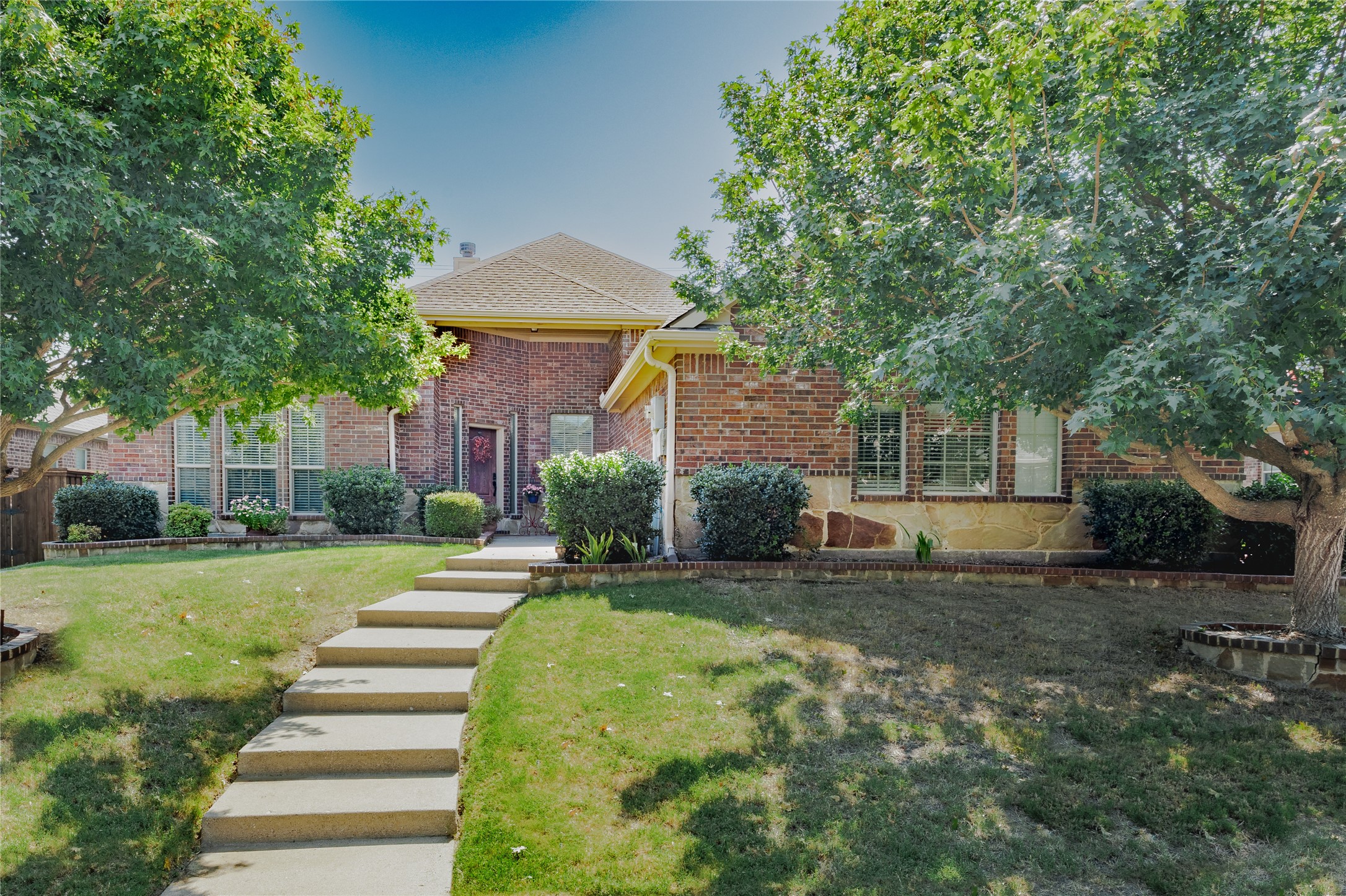2924 Broken Spoke Lane