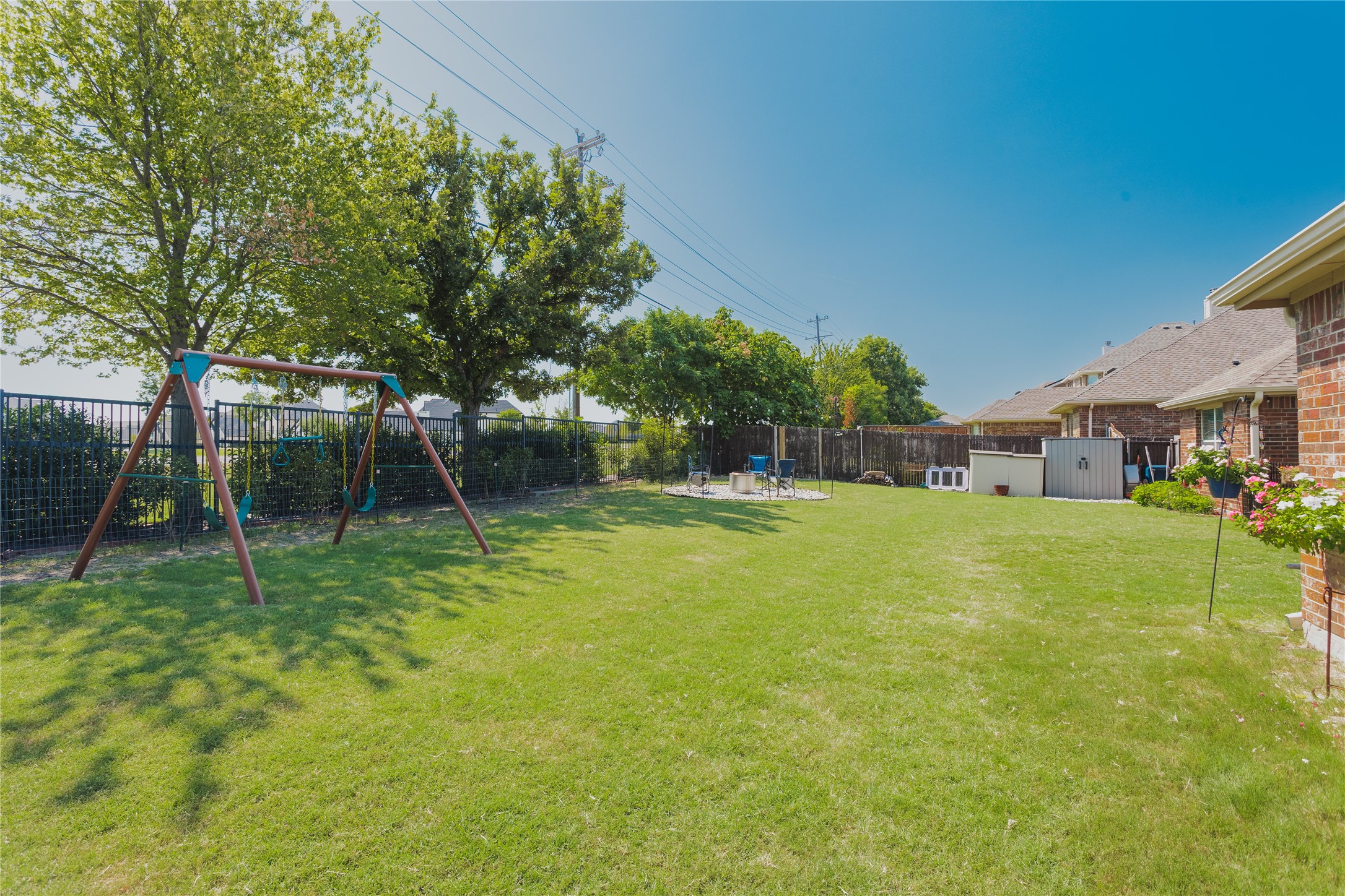 2924 Broken Spoke Lane