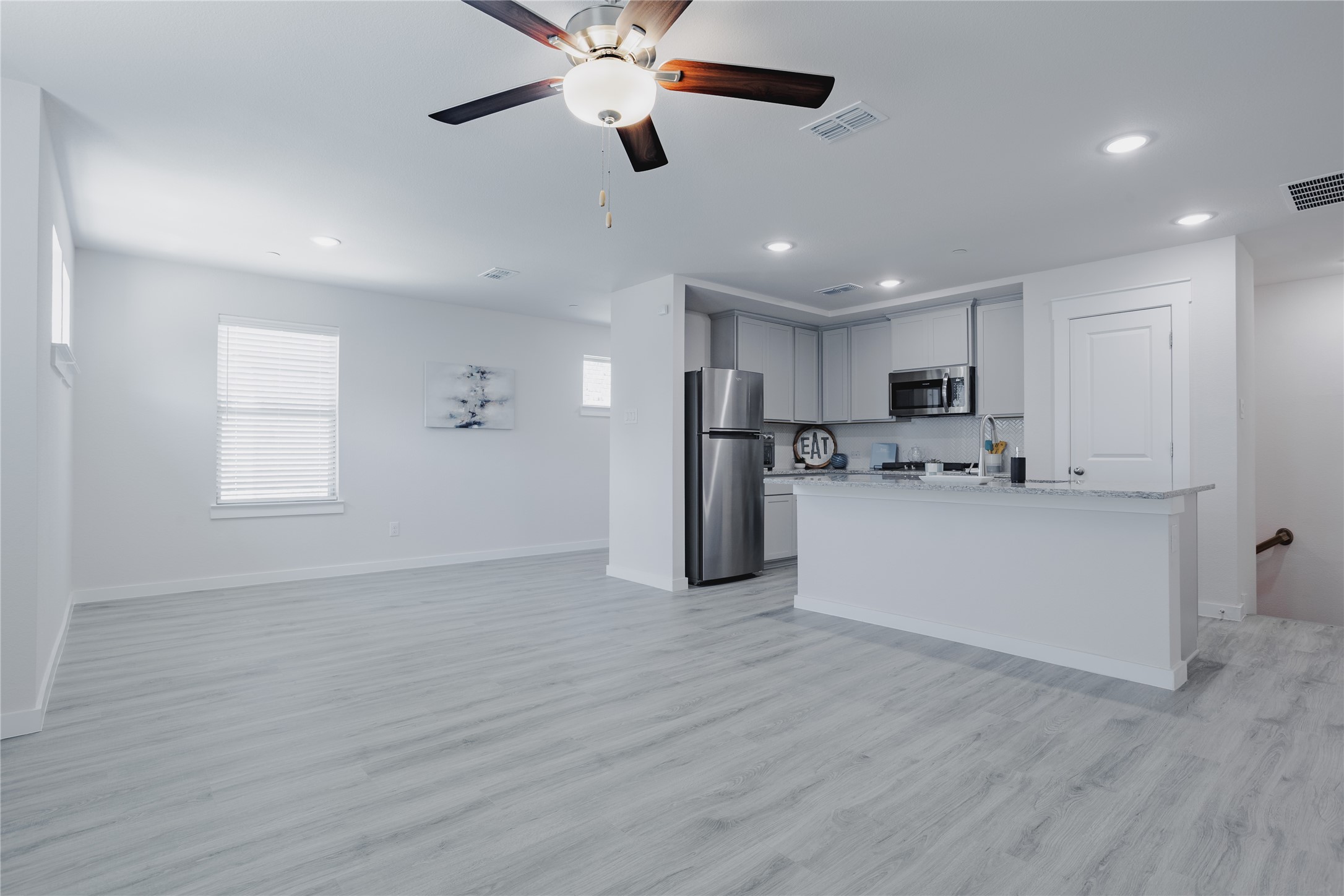 3039 Tenor Way