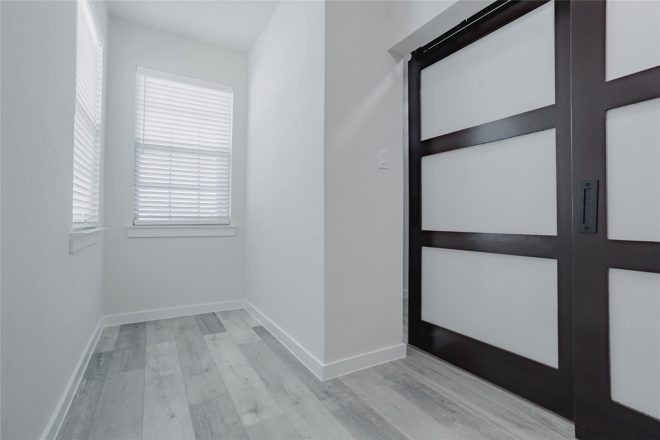 3039 Tenor Way