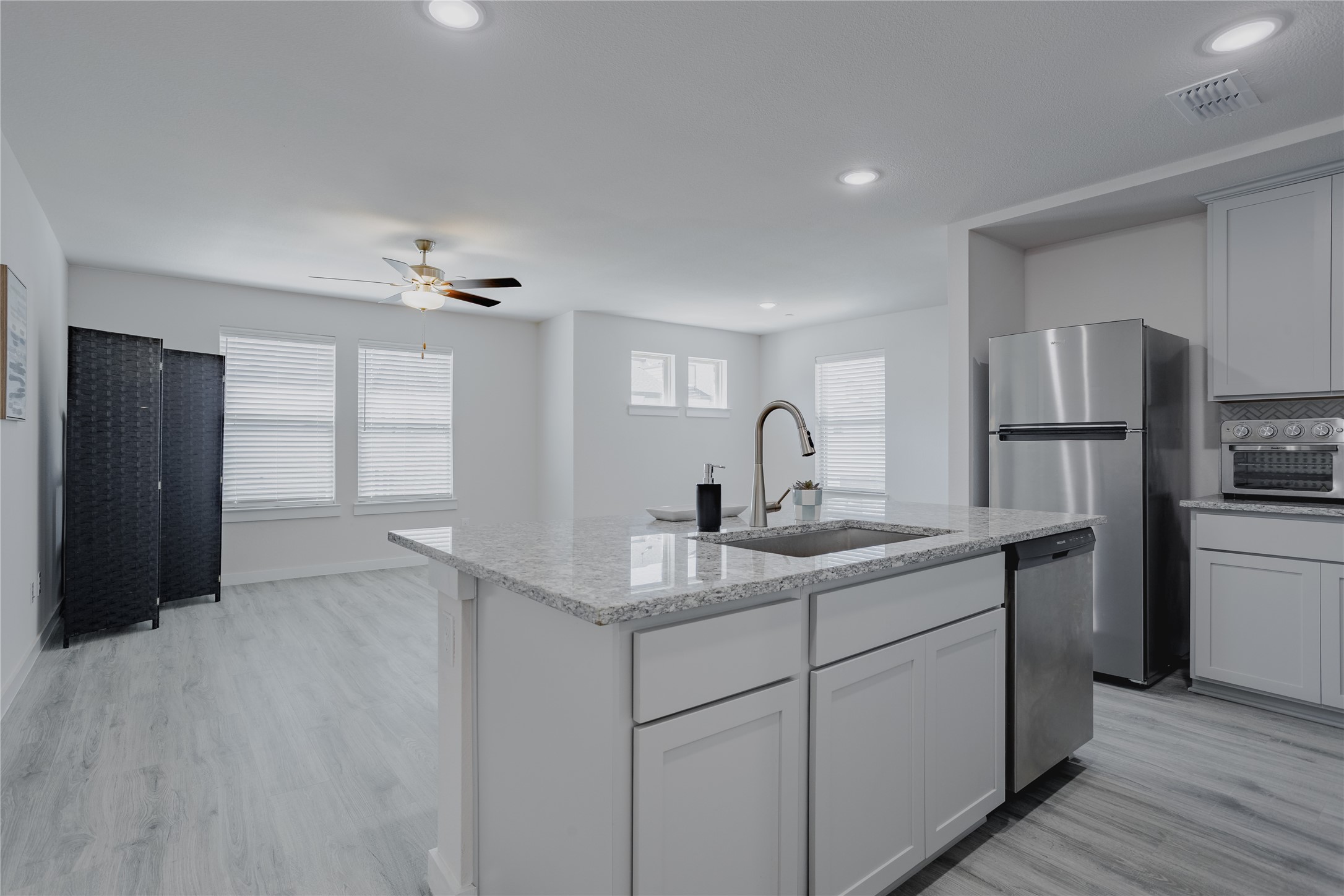 3039 Tenor Way