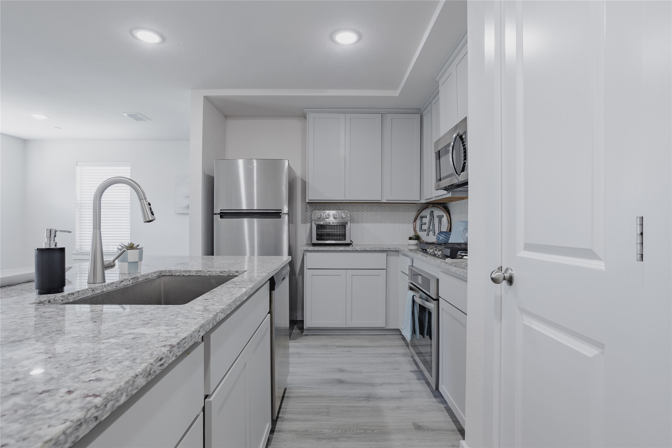 3039 Tenor Way