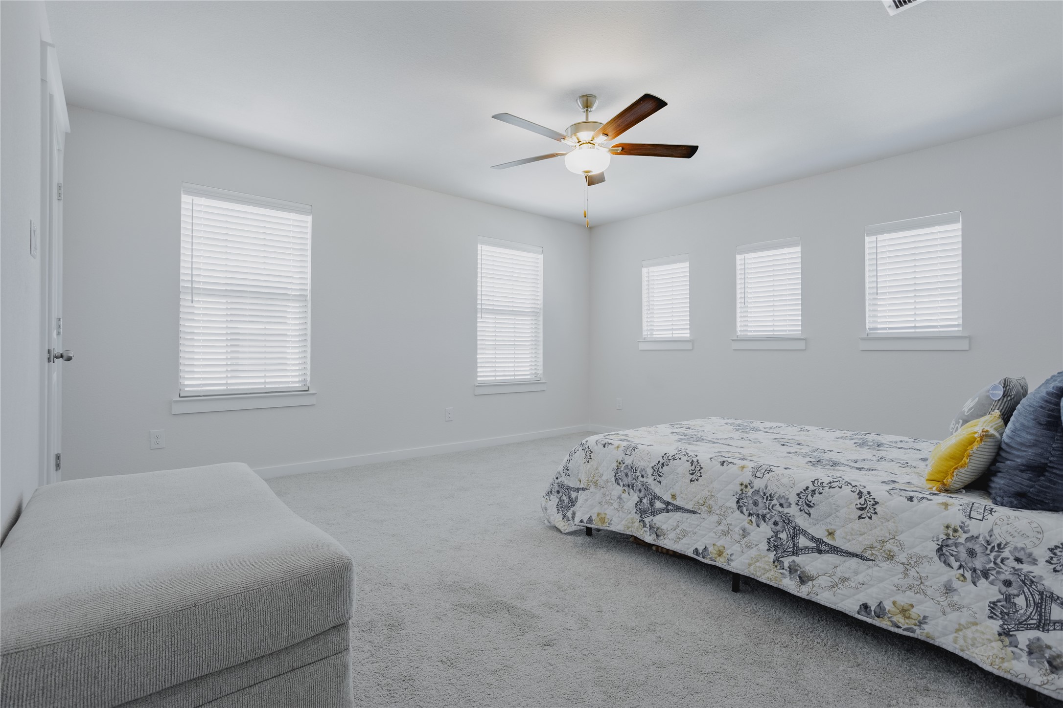 3039 Tenor Way