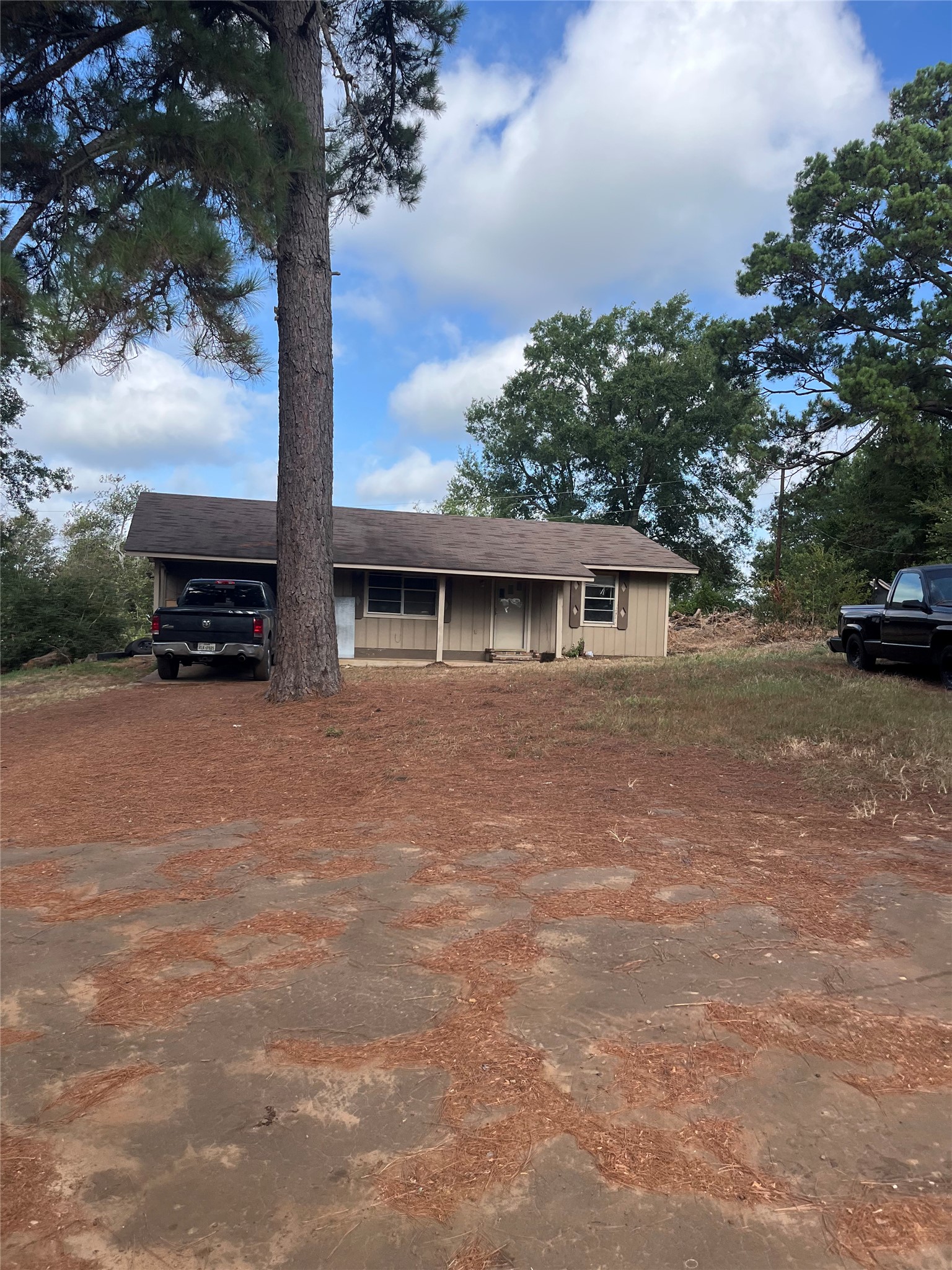 242 An County Road 4221
