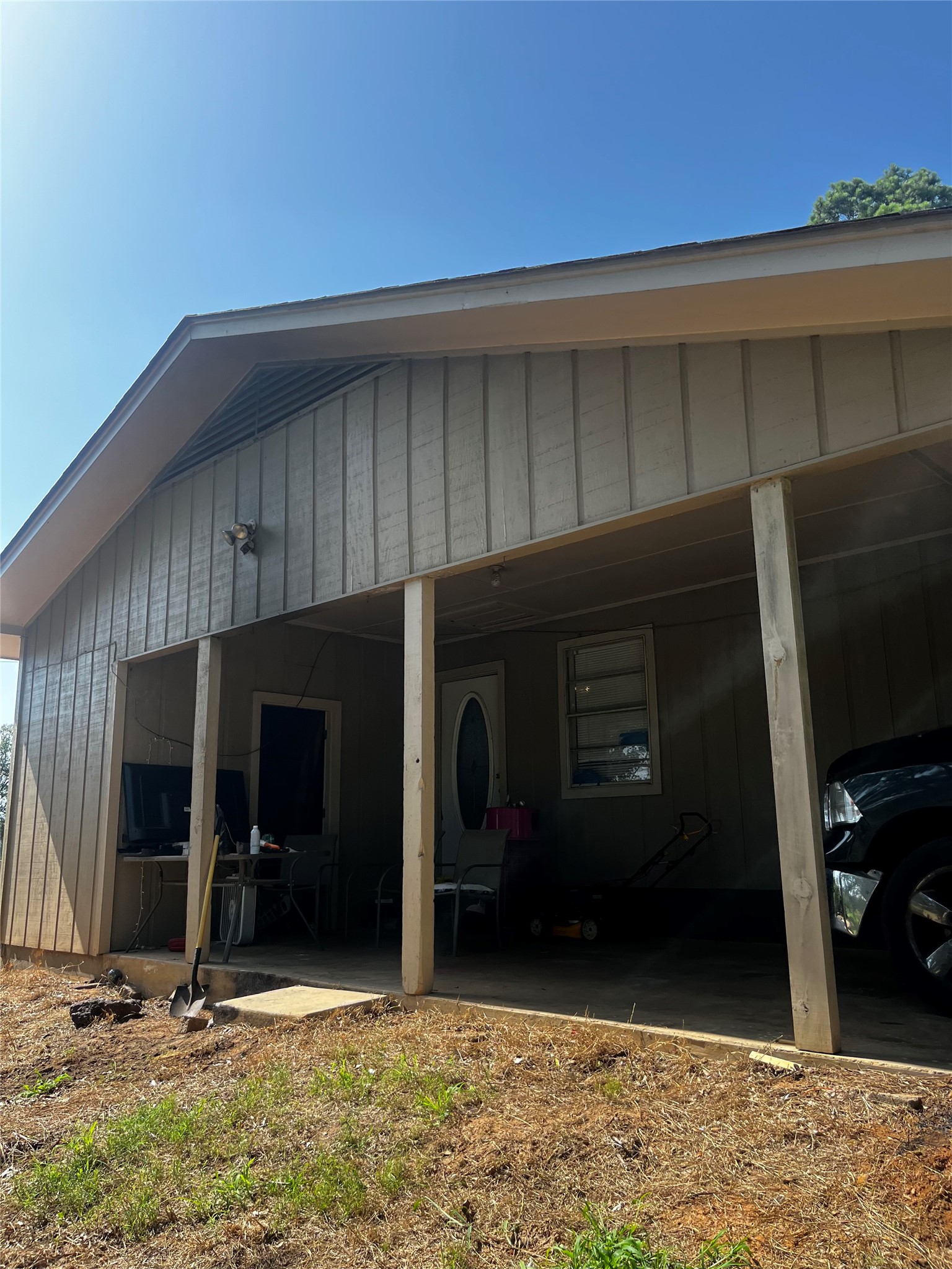 242 An County Road 4221