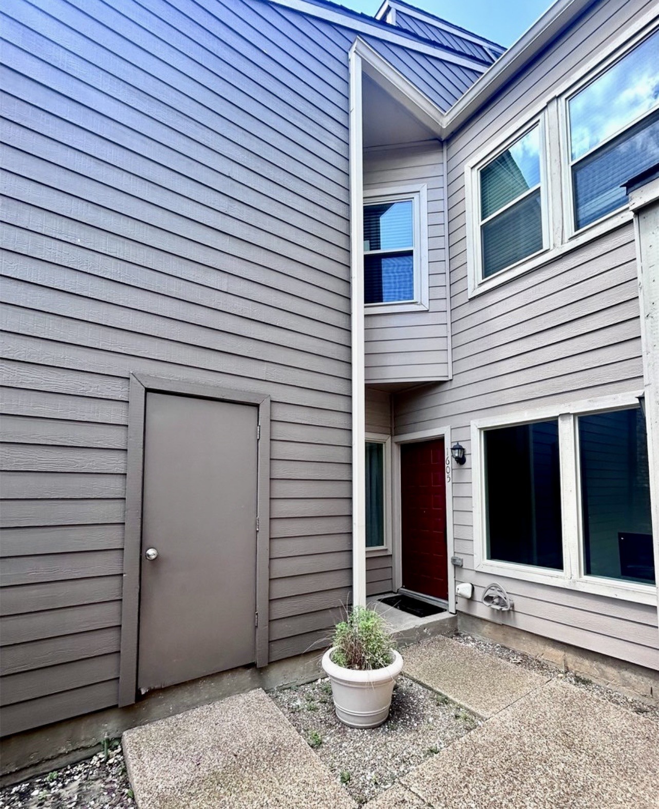 5616 Preston Oaks Road 1605