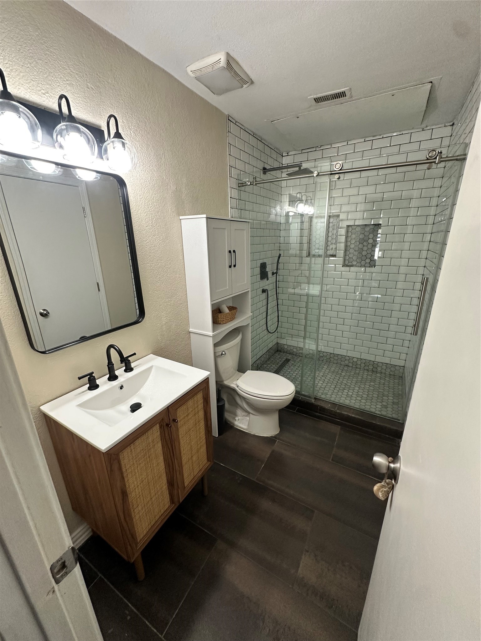 5616 Preston Oaks Road 1605