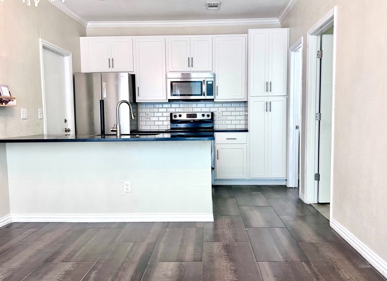 5616 Preston Oaks Road 1605