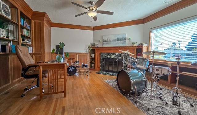 5847 Sycamore Avenue