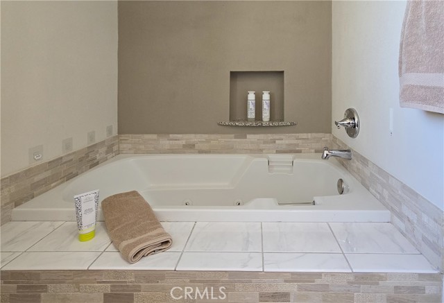 5847 Sycamore Avenue