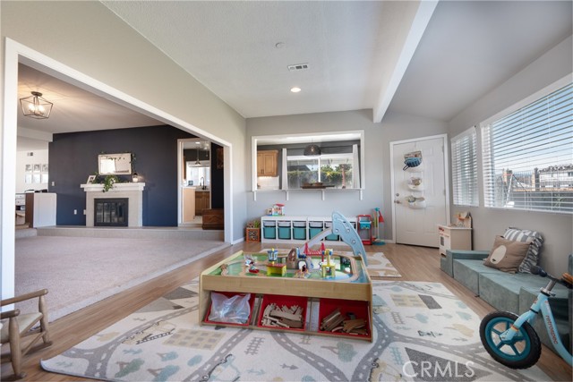 5847 Sycamore Avenue