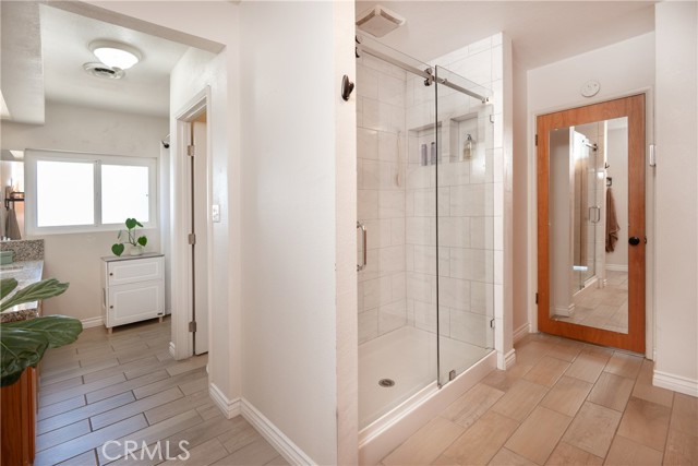 5847 Sycamore Avenue