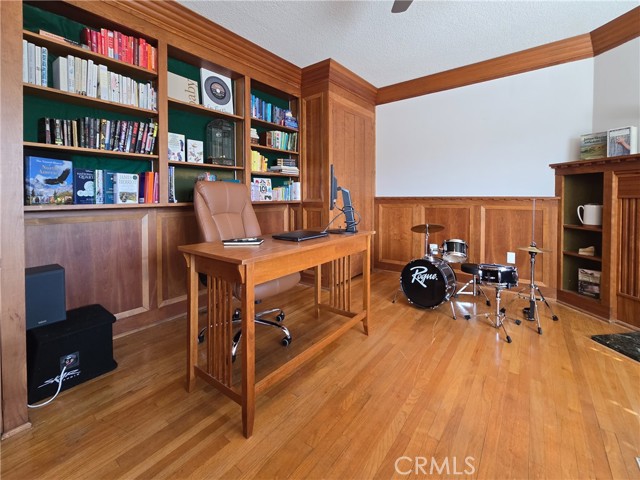 5847 Sycamore Avenue