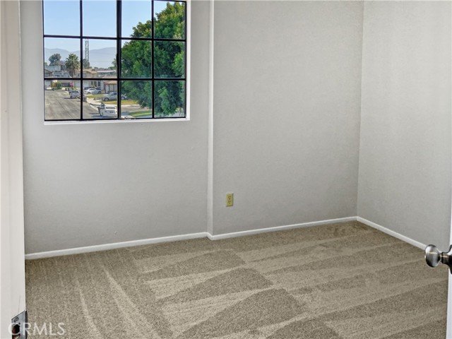 1810 W Admiralty Street