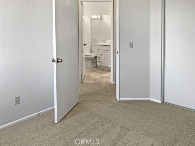 1810 W Admiralty Street