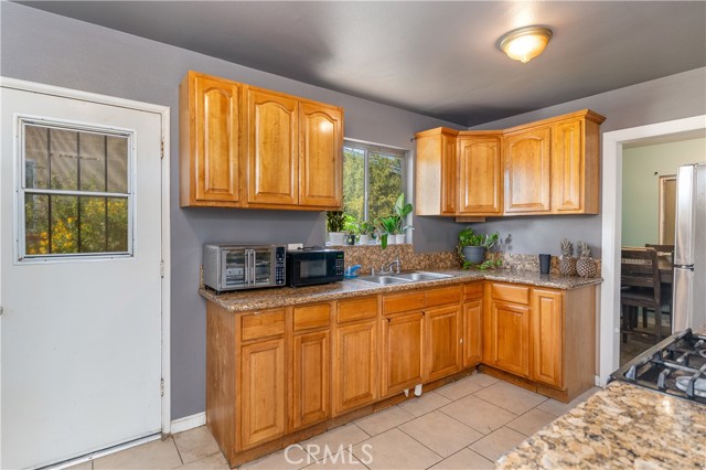 115 S Tamarisk Avenue