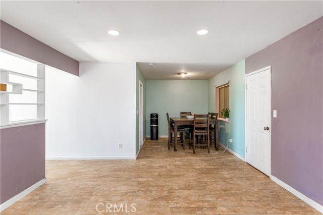 115 S Tamarisk Avenue