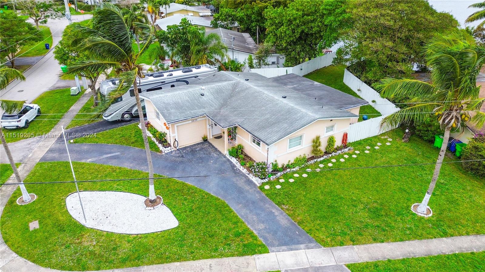2270 NW 74th Ave