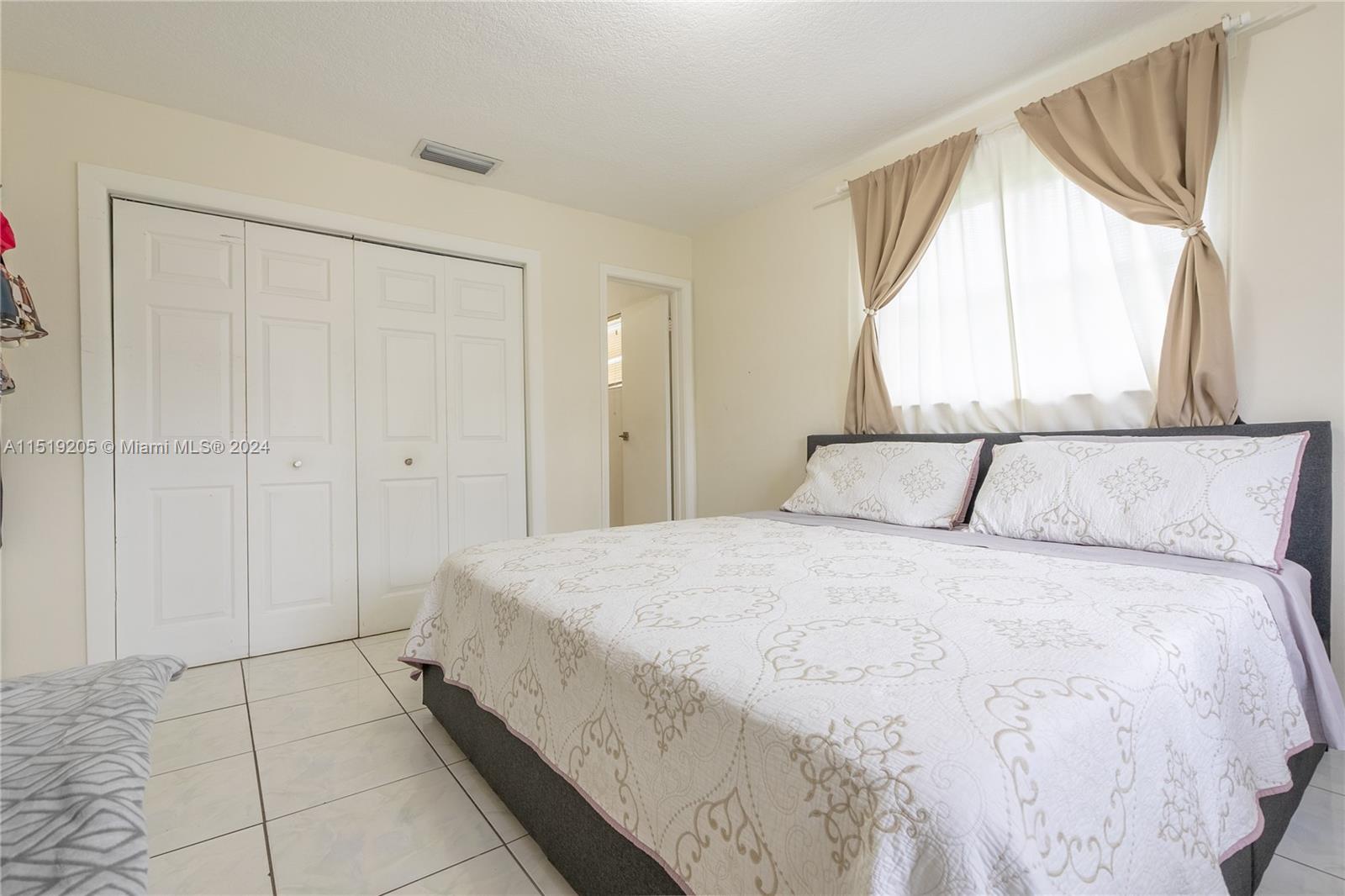 2270 NW 74th Ave