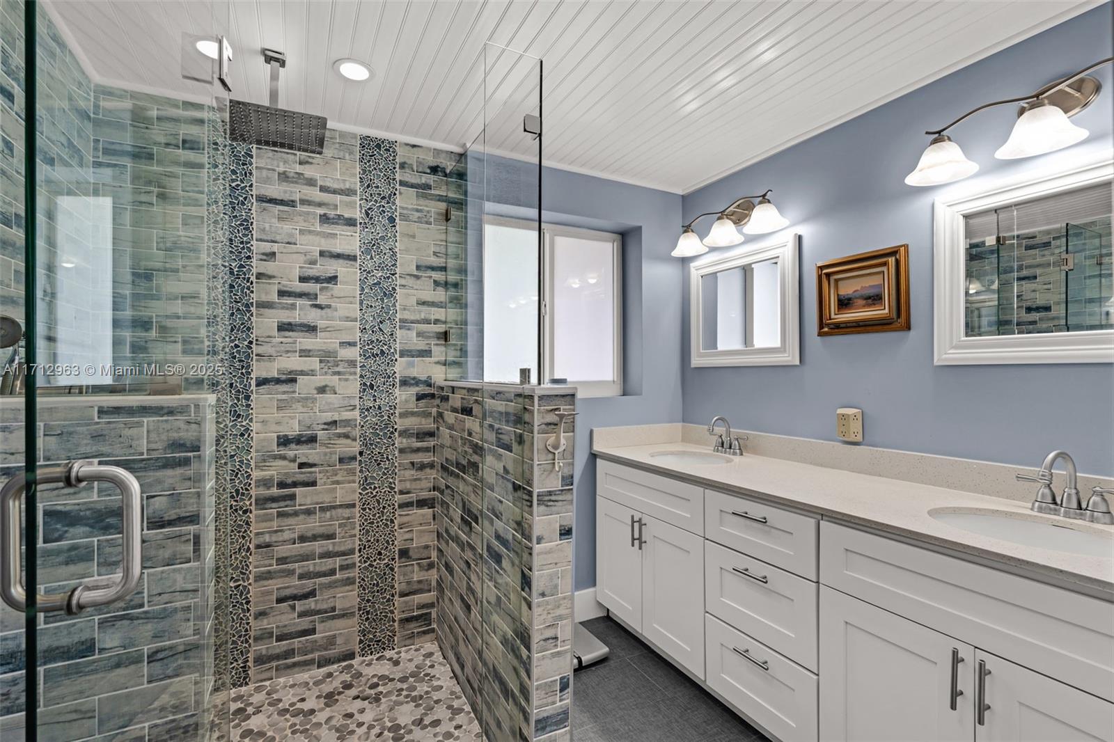 2518 Tortugas Ln