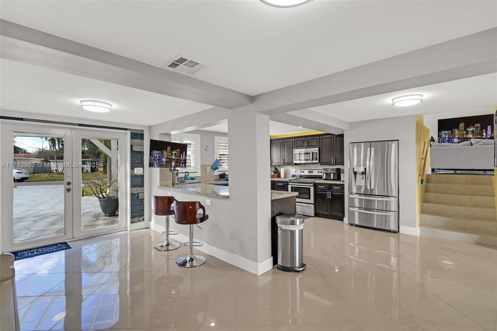2518 Tortugas Ln