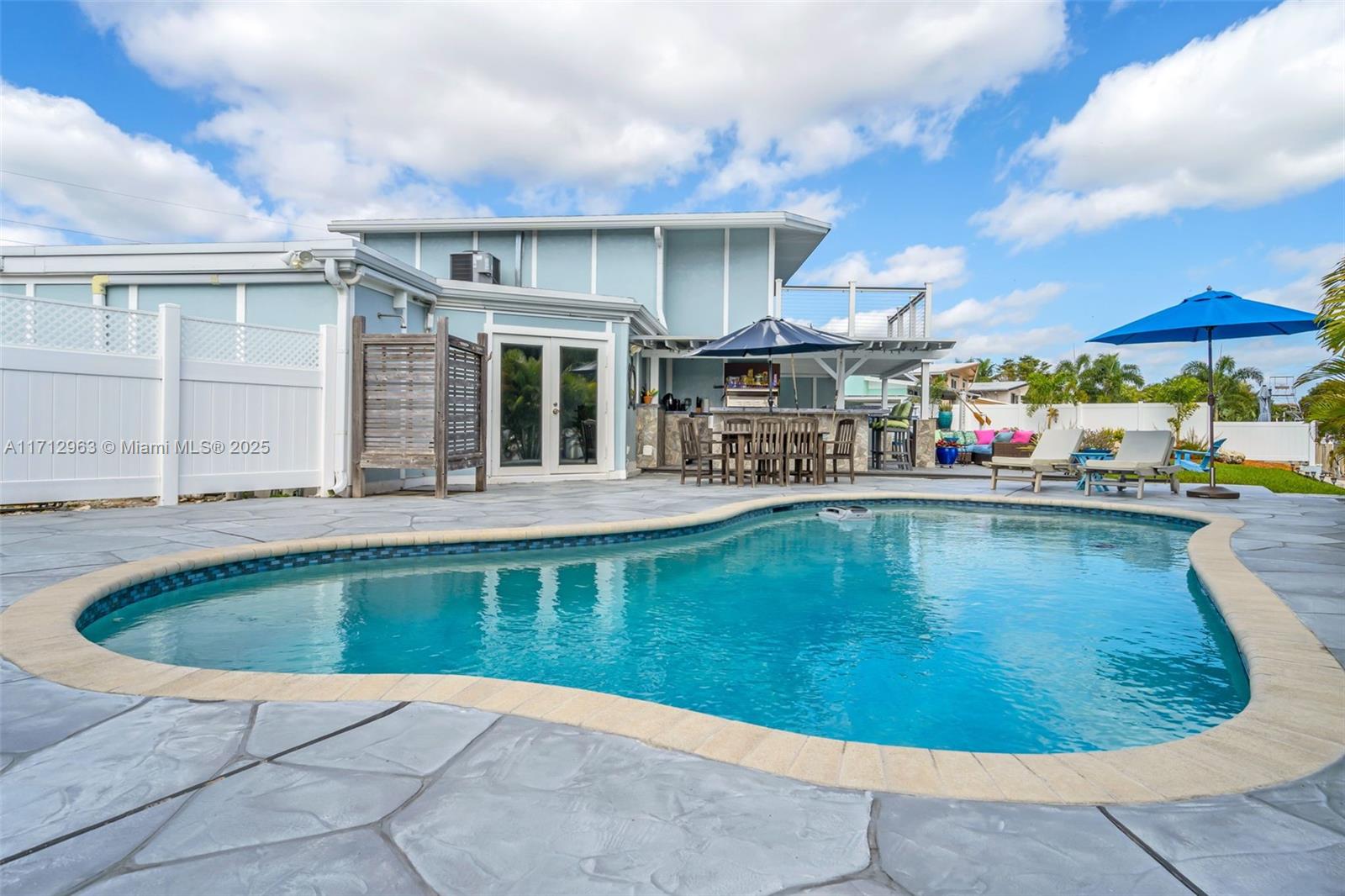 2518 Tortugas Ln