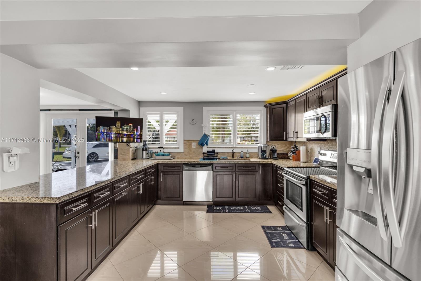 2518 Tortugas Ln