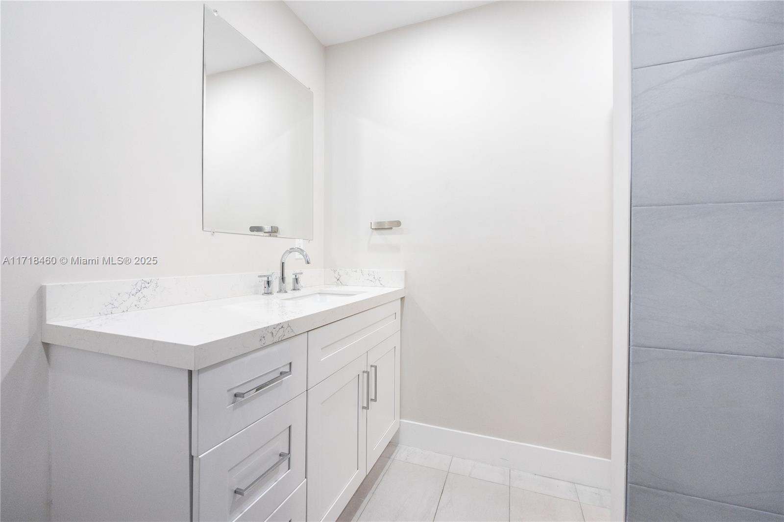 240 SW 71st Ave