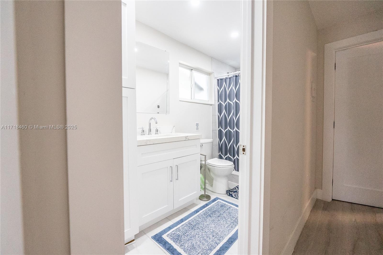 240 SW 71st Ave