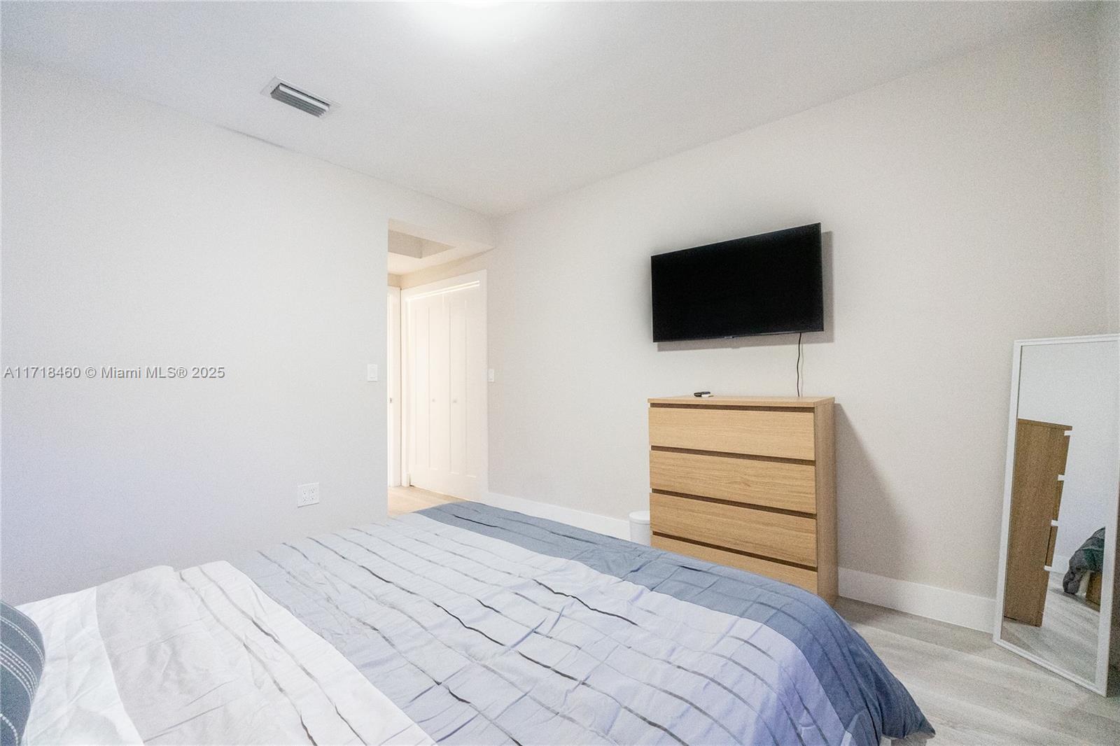 240 SW 71st Ave