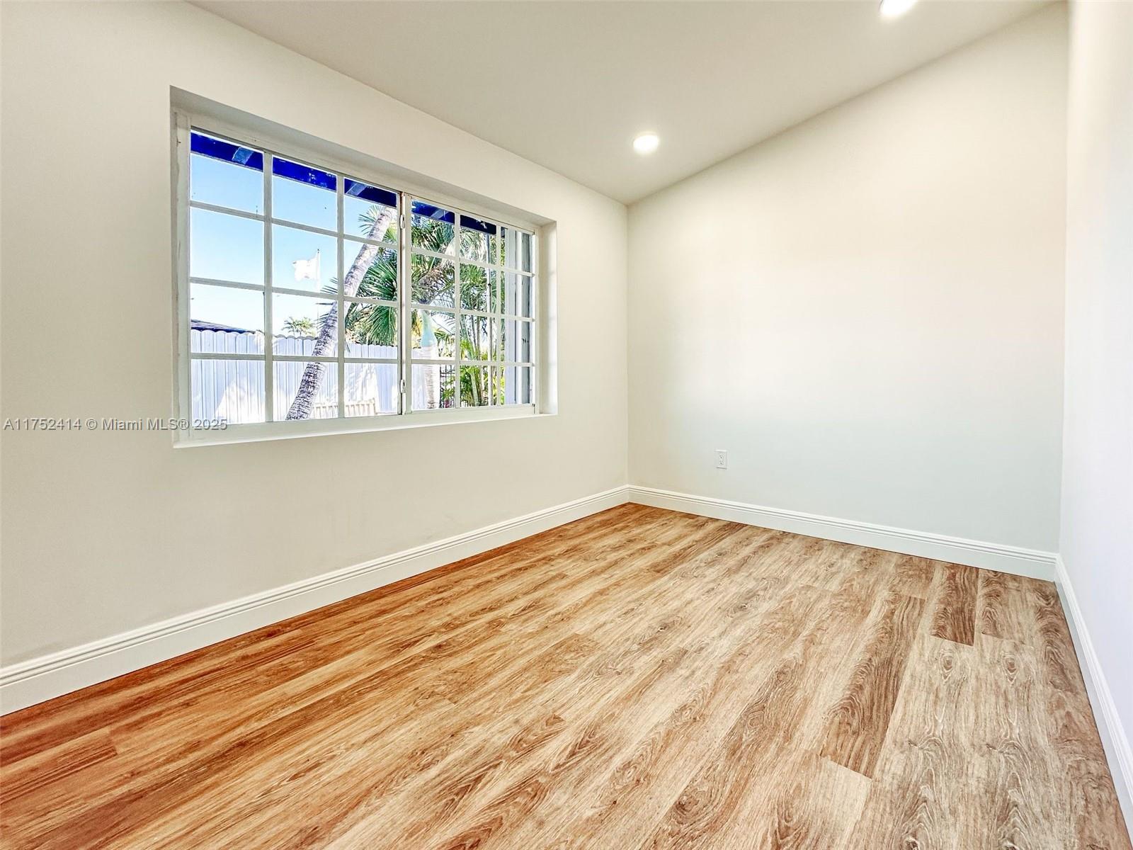 621 SE 3rd Pl