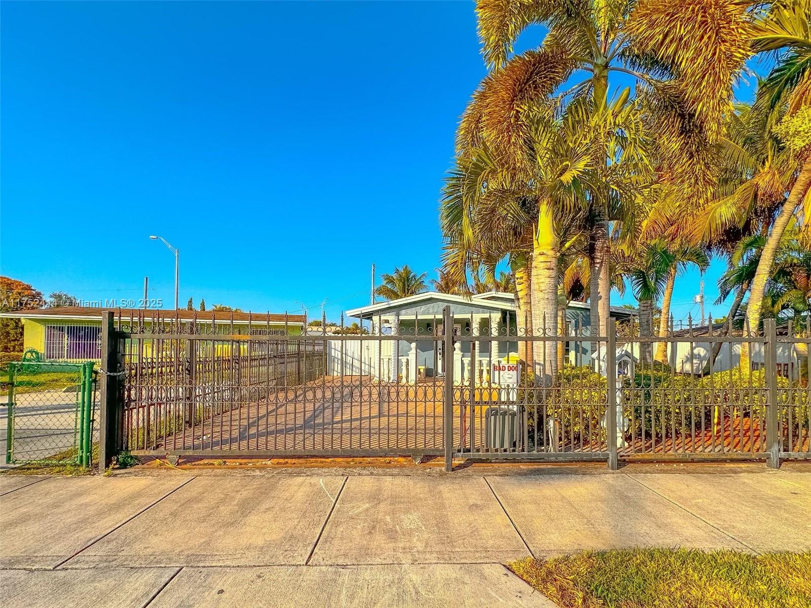 621 SE 3rd Pl