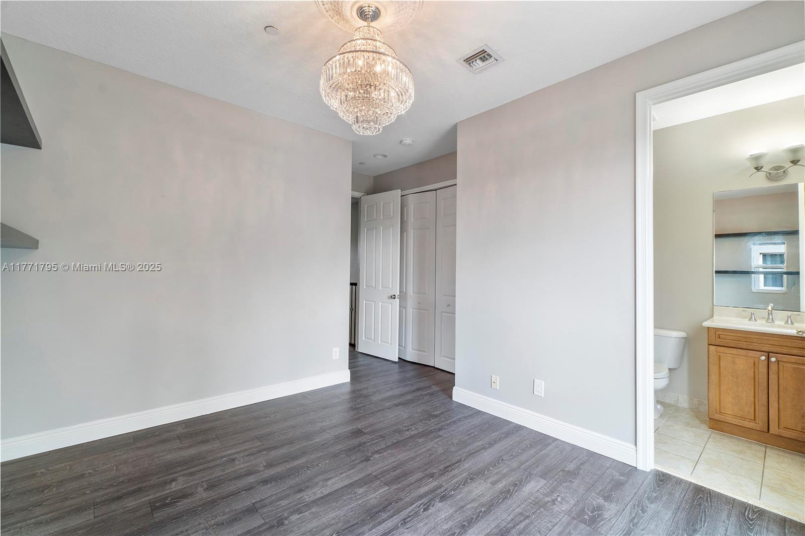 407 SE 13th St