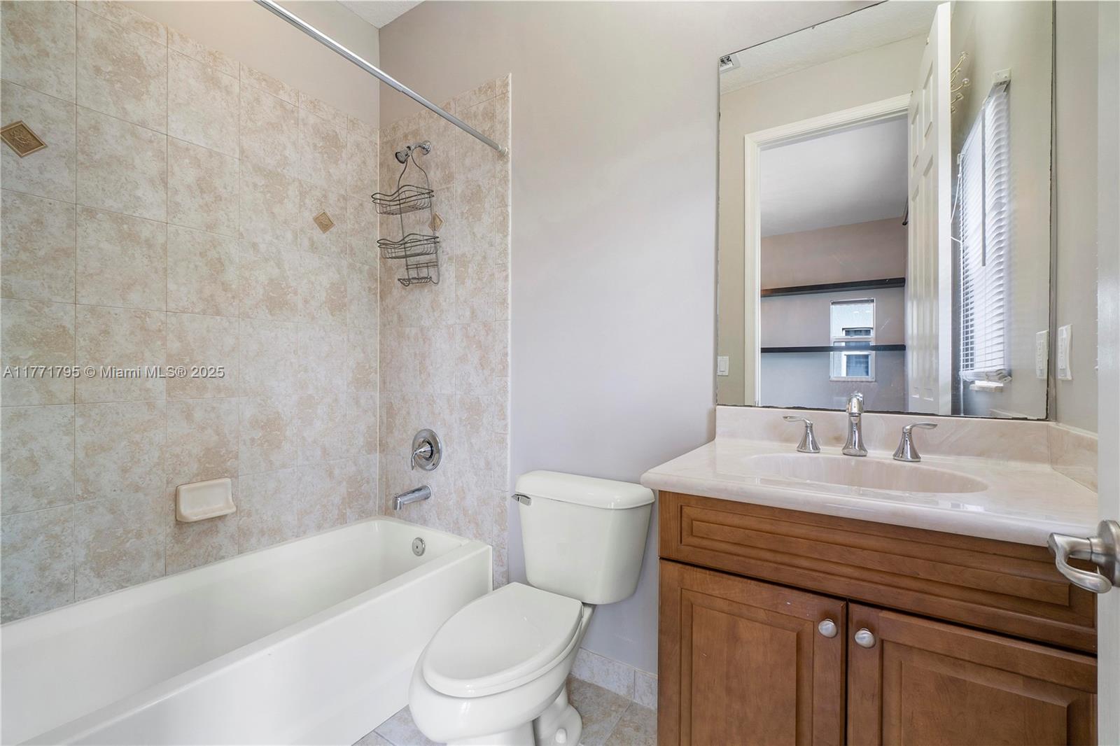 407 SE 13th St