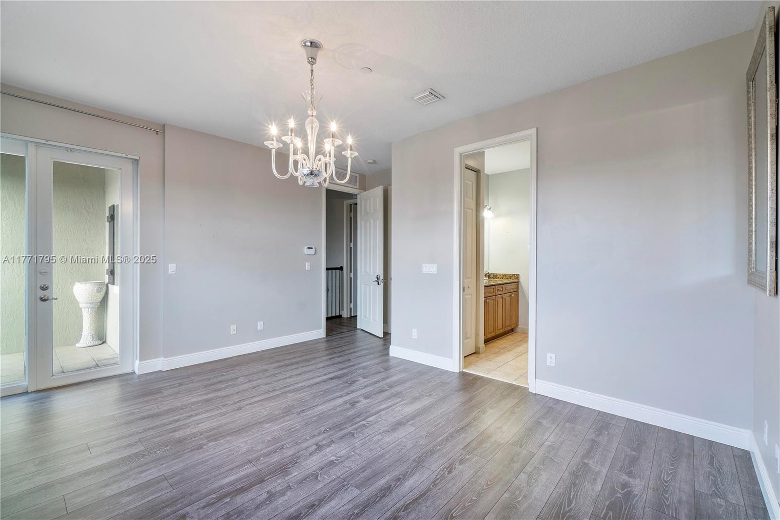 407 SE 13th St