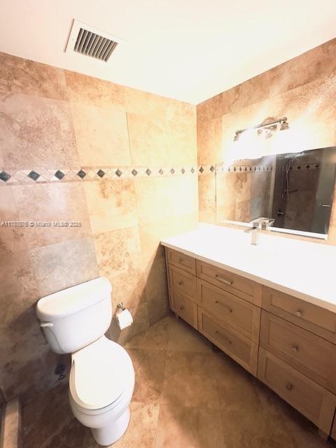 4200 Hillcrest Dr # 1017