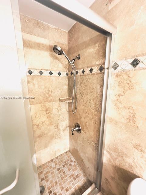 4200 Hillcrest Dr # 1017
