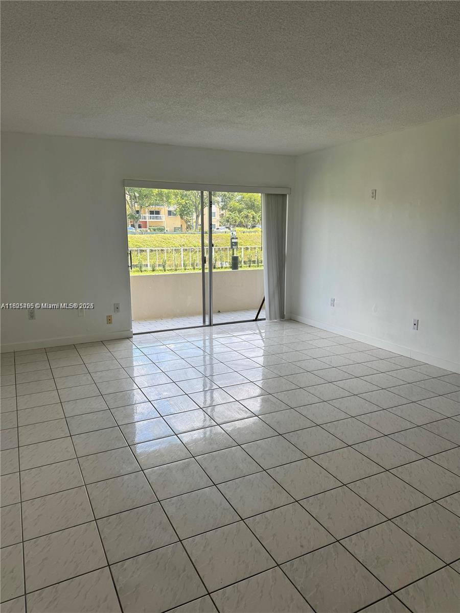7787 SW 86th St # 106 Unit: E-106