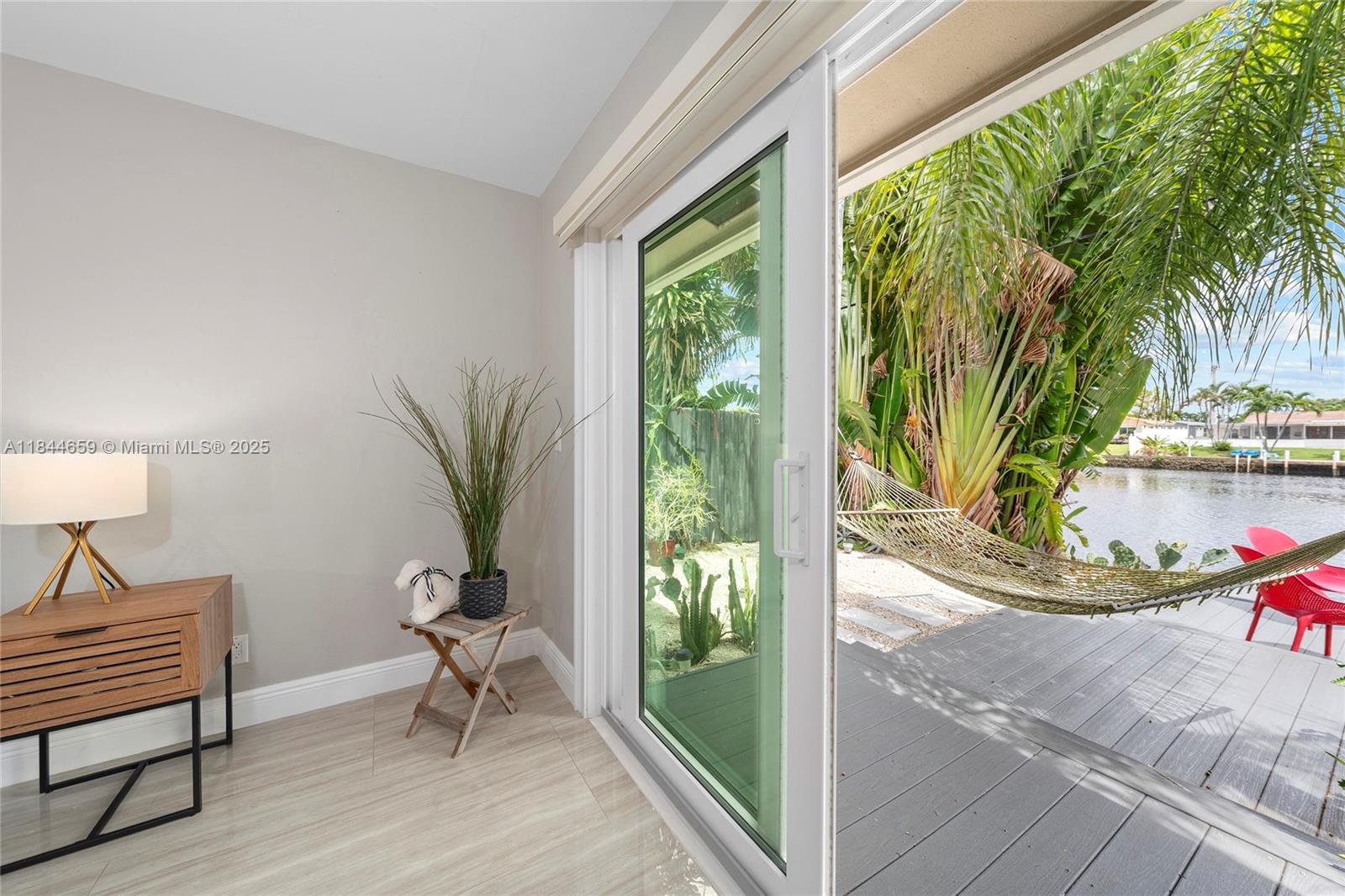 817 NW 30th St