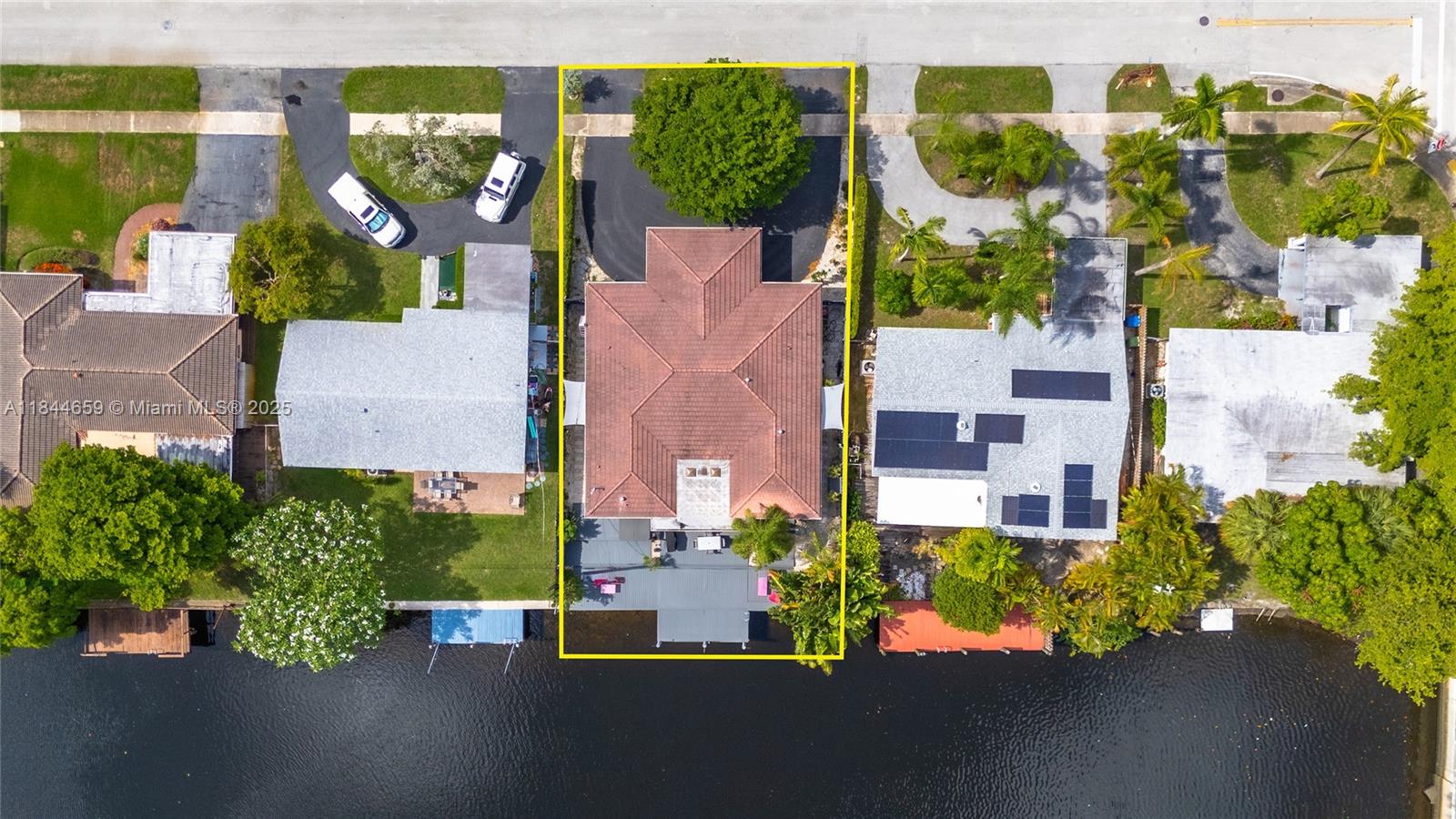 817 NW 30th St