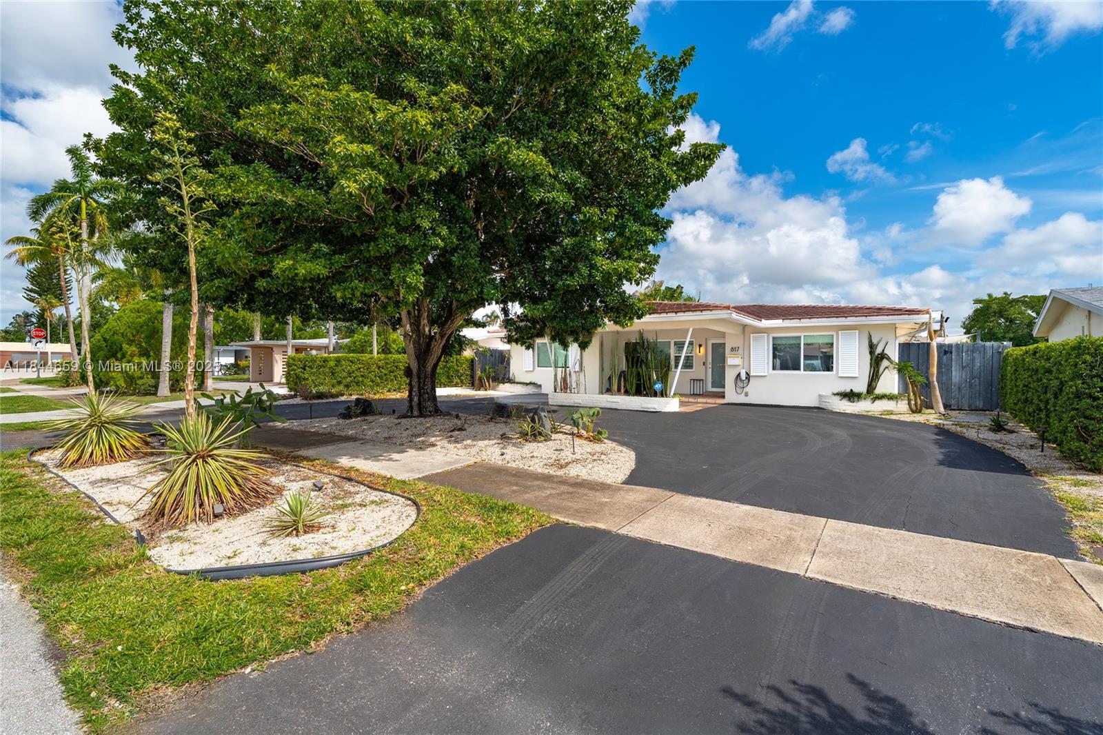 817 NW 30th St