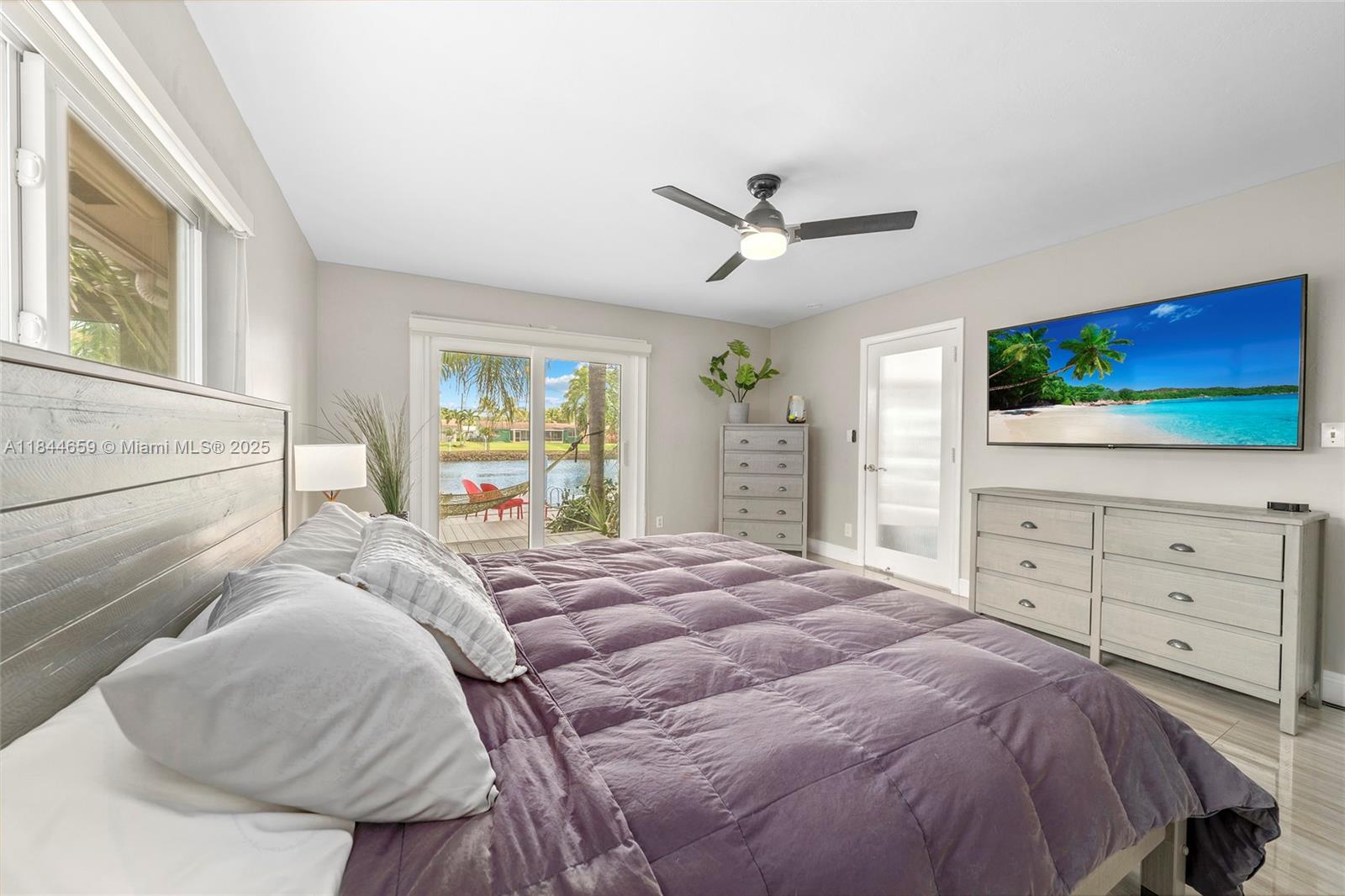 817 NW 30th St