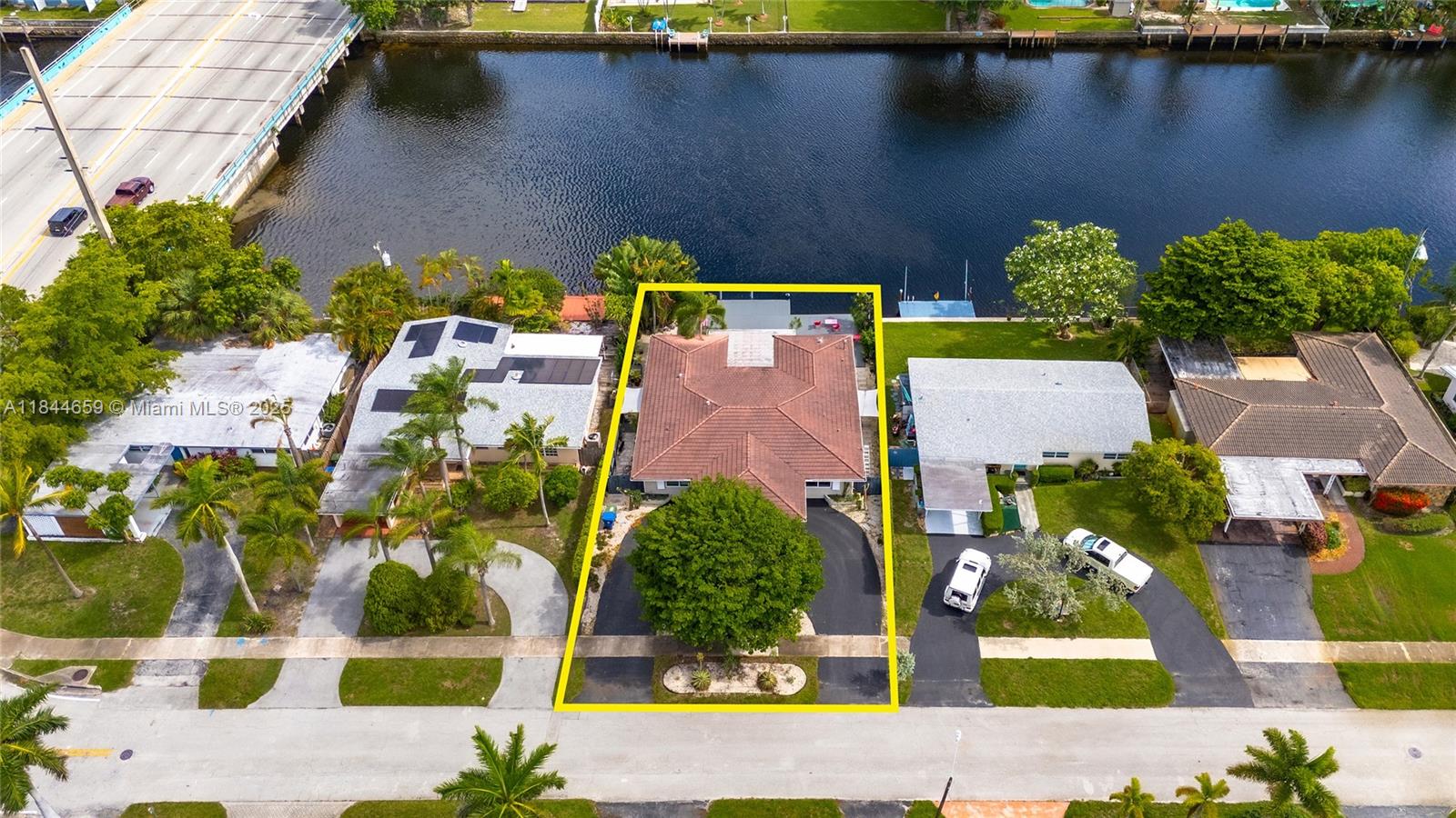 817 NW 30th St