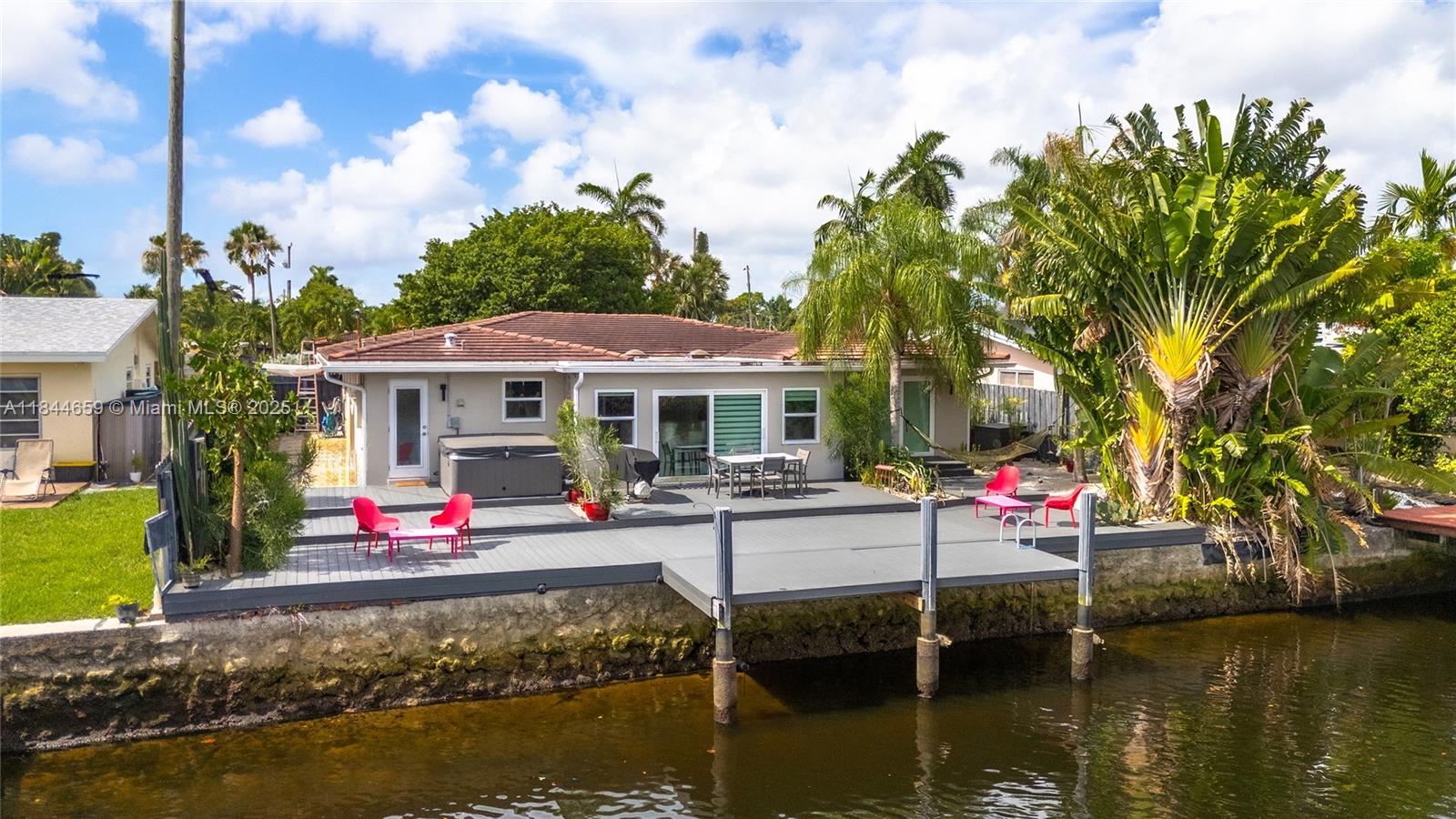 817 NW 30th St