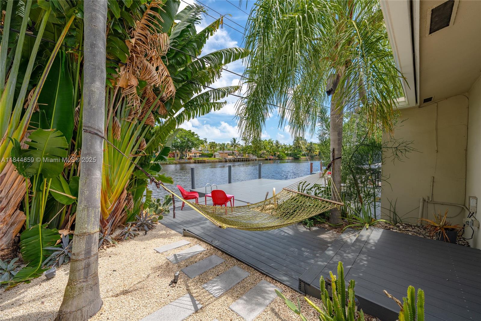 817 NW 30th St