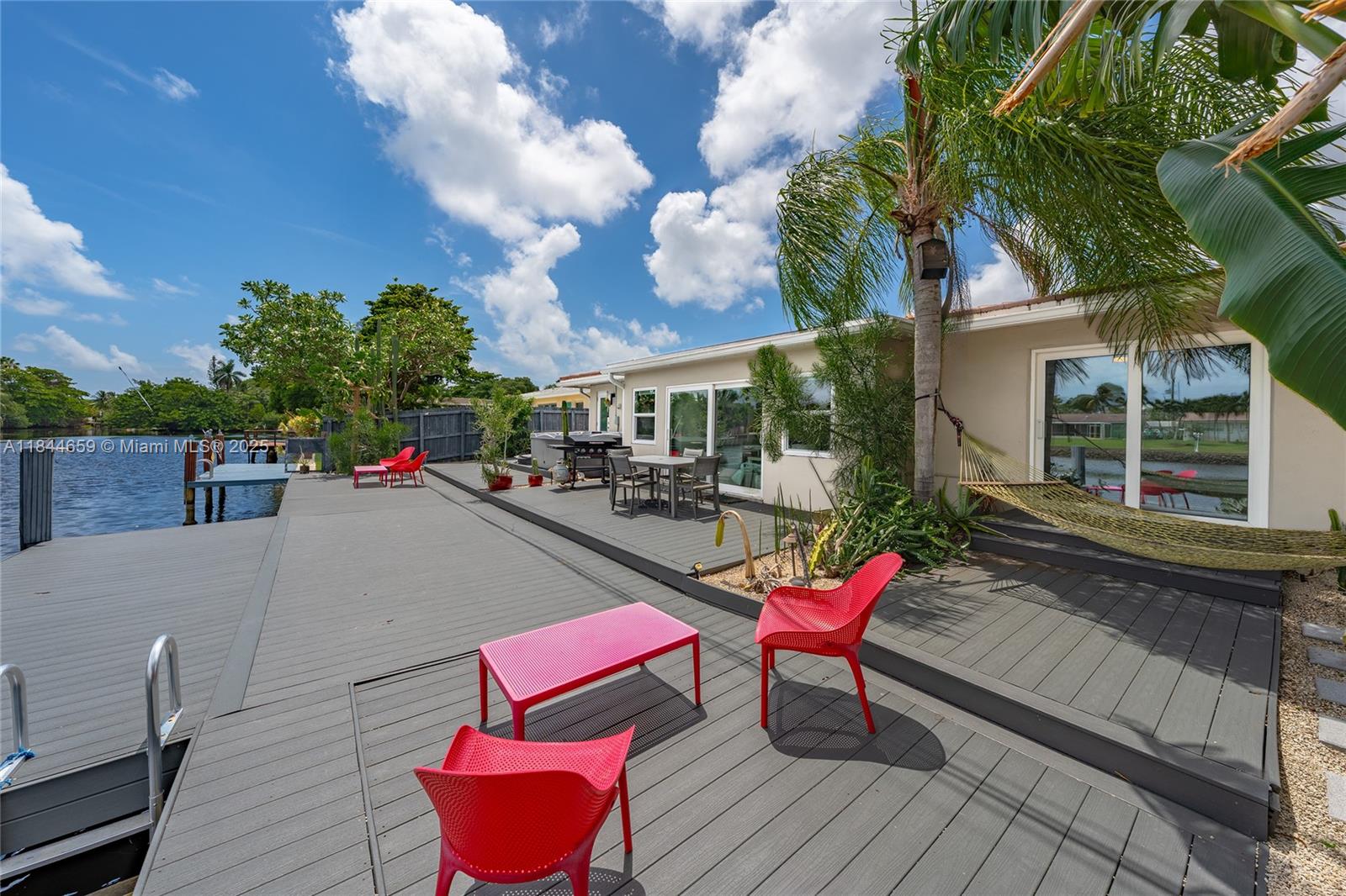 817 NW 30th St