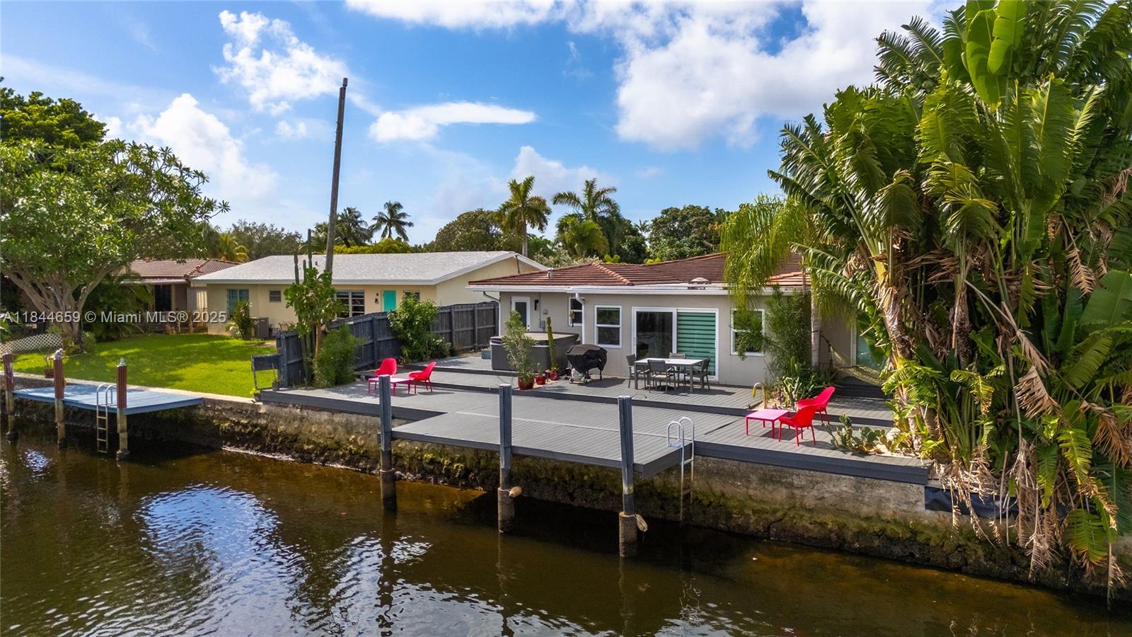 817 NW 30th St