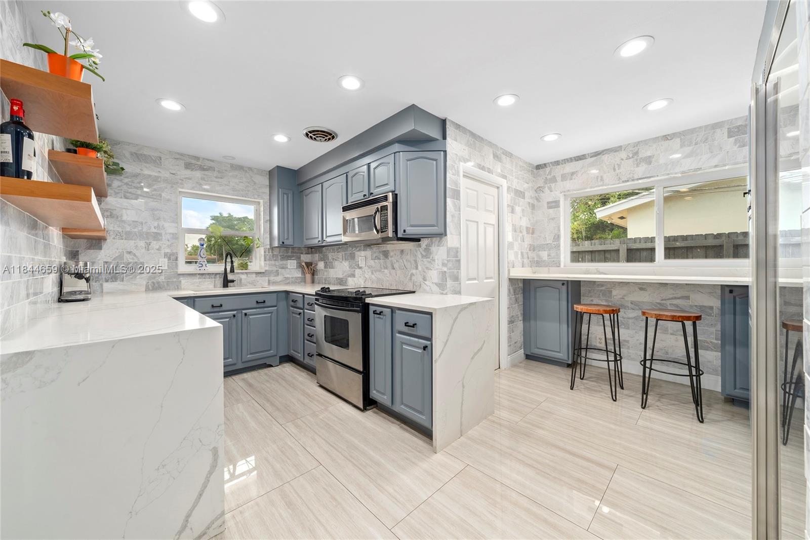 817 NW 30th St