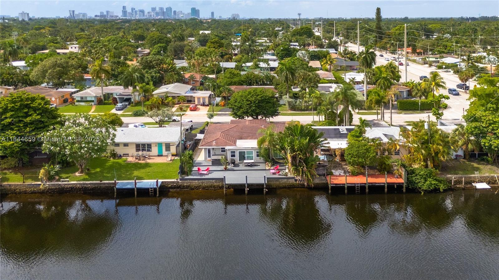 817 NW 30th St