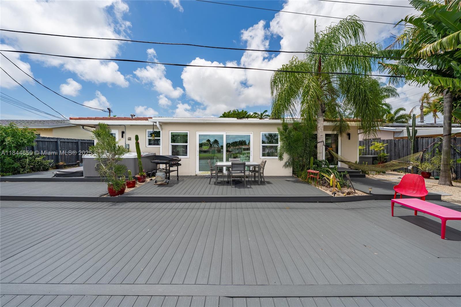 817 NW 30th St